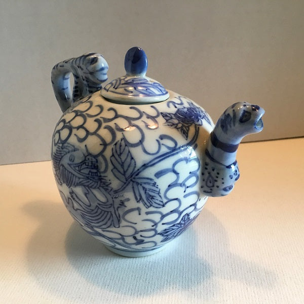 Vintage Blue and White discount Dragon Pattern Decorative Teapot